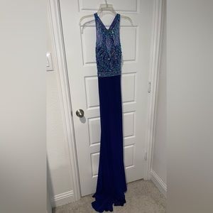 Maxi prom dress
